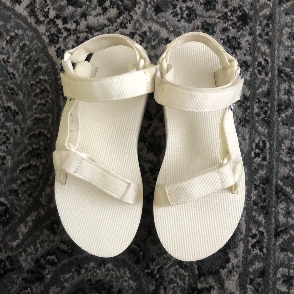 Teva Universal Flatform Sandal